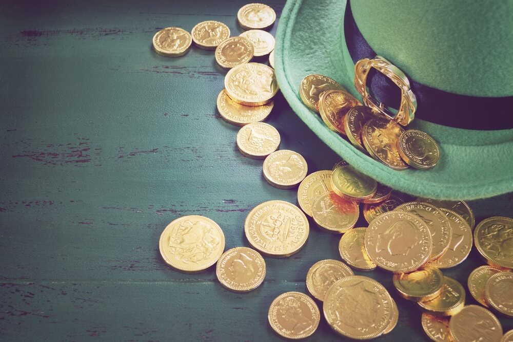 leprechaun-hat-and-gold-coins